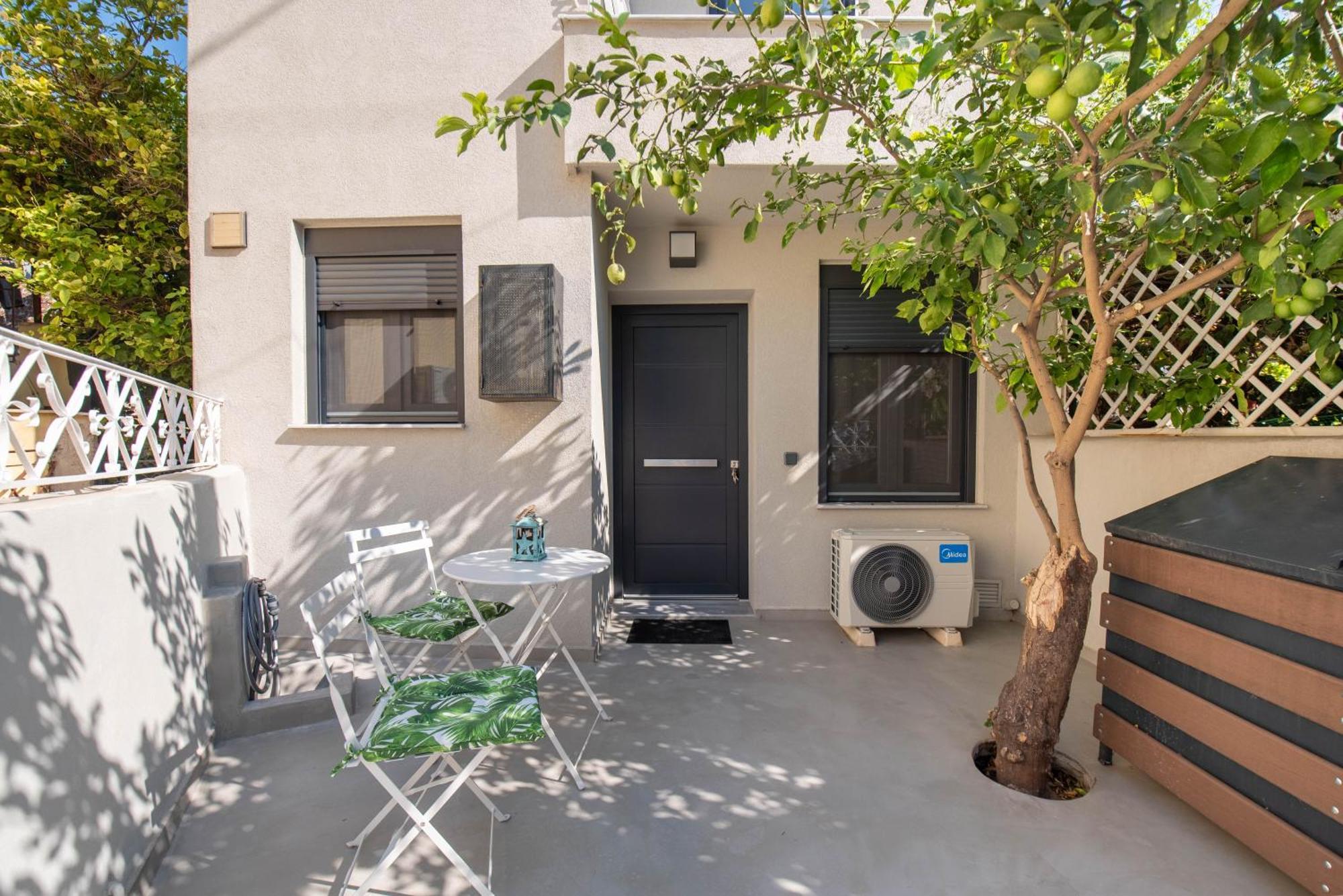 Apartment Citrus Mytilene