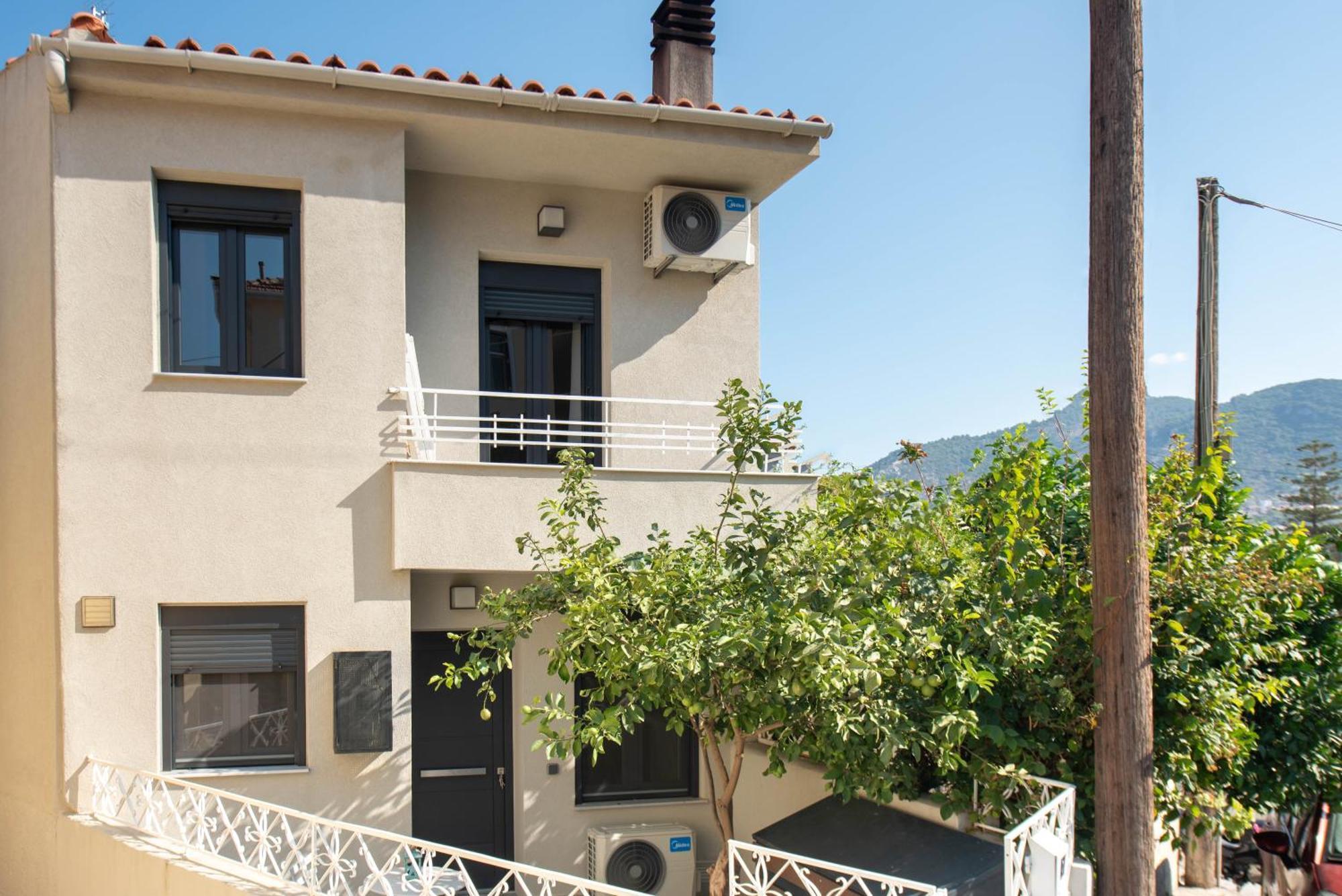 Citrus Apartment Mytilene